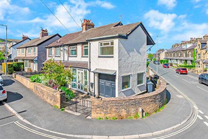 4 Bedroom Semi Detached House For Sale In Mayfield Road, Ilkley, LS29