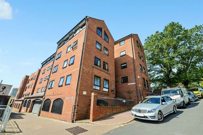 2 Bedroom Flat To Rent In Church Street, Brighton, BN1