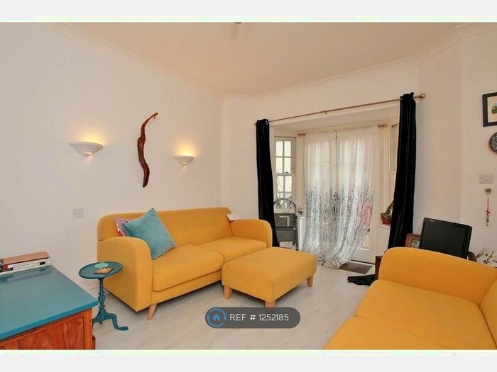 3 Bedroom Terraced House To Rent In Ock Street, Abingdon OX14