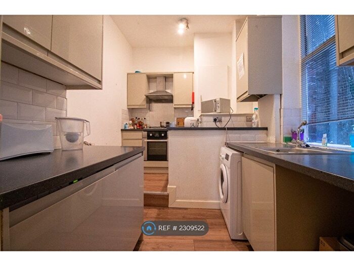 4 Bedroom Terraced House To Rent In Westgate Road, Newcastle Upon Tyne, NE4