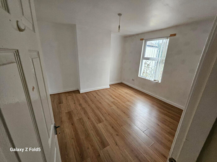 5 Bedroom Terraced House To Rent In Littledale Road, Merseyside, CH44