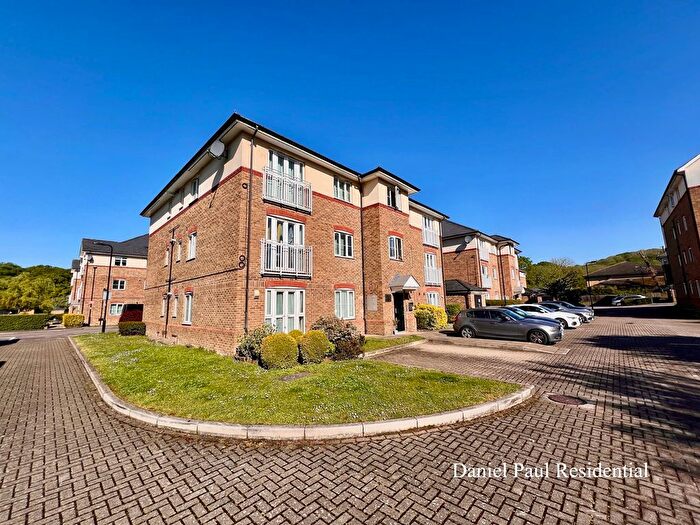 1 Bedroom Flat To Rent In Periwood Crescent, Perivale, UB6