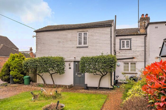 1 Bedroom Flat For Sale In Main Road, Sundridge, Sevenoaks, TN14