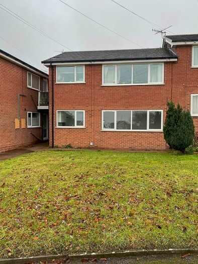 2 Bedroom Flat To Rent In Stanhome Court, West Bridgford, NG2