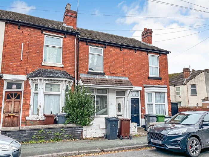 3 Bedroom Terraced House For Sale In Poplar Street, Wolverhampton, WV2