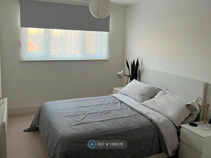 2 Bedroom Flat To Rent In Spa Road, London SE16