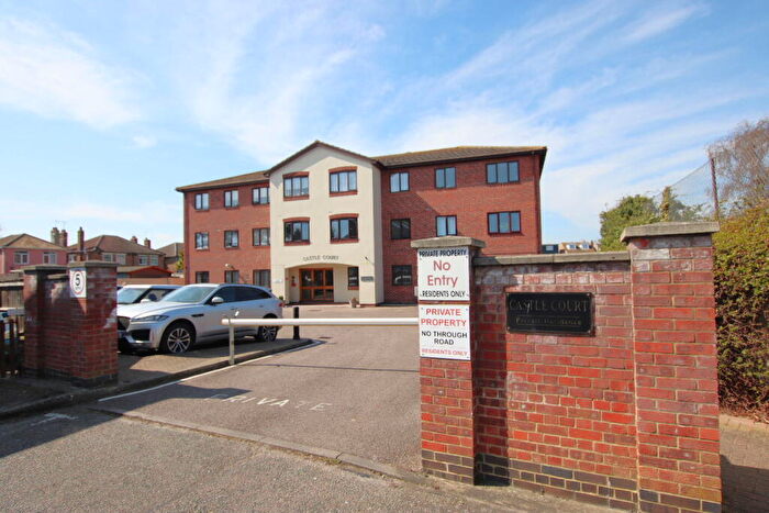 2 Bedroom Retirement Property For Sale In Castle Court, Castle Road, Clacton On Sea, CO15