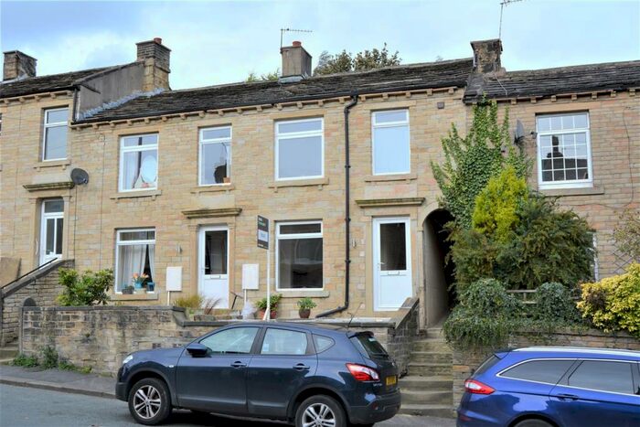 3 Bedroom Terraced House To Rent In Longwood Gate, Longwood, Huddersfield, HD3