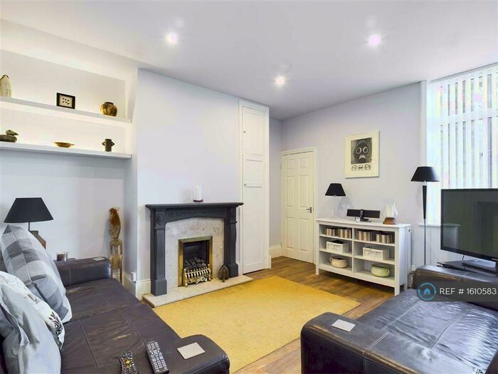 2 Bedroom Flat To Rent In Monkseaton, Monkseaton, NE25