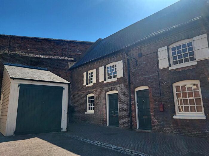 2 Bedroom Maisonette To Rent In The Historic Dockyard, Chatham, ME4
