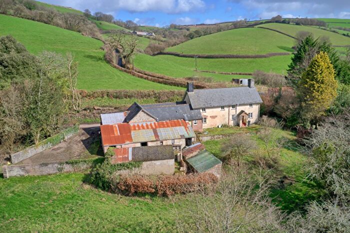 4 Bedroom Farmhouse For Sale In Raddington, TA4
