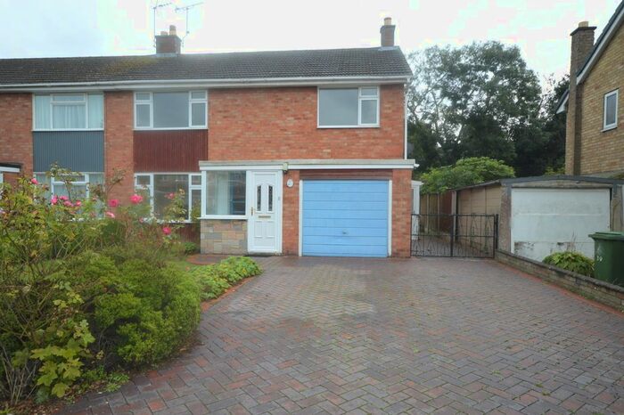 4 Bedroom Semi-Detached House To Rent In Sherwood Crescent, Market Drayton, TF9