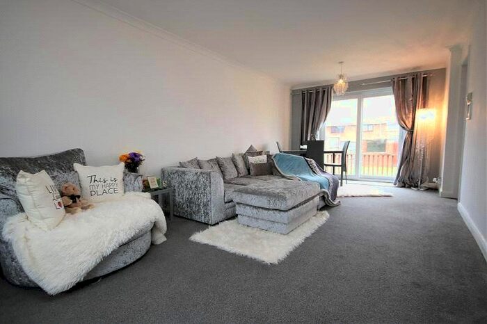3 Bedroom Terraced House To Rent In Nether Priors, Basildon, SS14