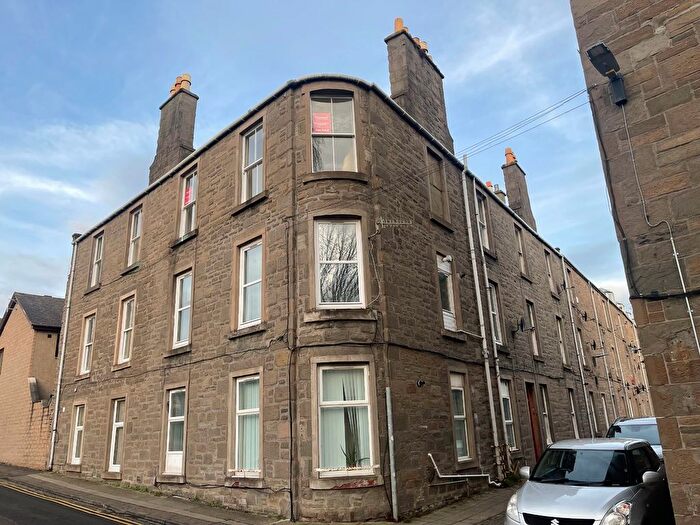 2 Bedroom Flat To Rent In Seafield Road, Dundee, Angus, DD1