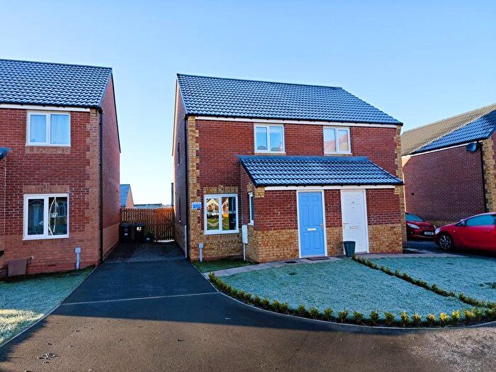 2 Bedroom Detached House For Sale In Moorside Drive, Carlisle, CA1