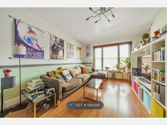 2 Bedroom Flat To Rent In Deptord, London, SE8