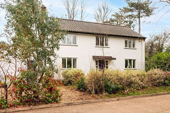 4 Bedroom Detached House For Sale In Frank Dixon Close, Dulwich Village, London, SE21