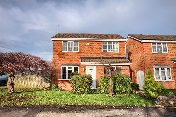 3 Bedroom Detached House For Sale In Nederdale Close, Yarm, TS15