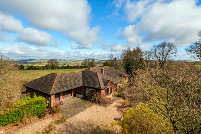 4 Bedroom Bungalow For Sale In Ewins Hill, Aldbourne, Marlborough, SN8
