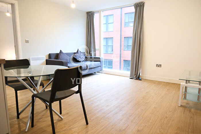 2 Bedroom Apartment To Rent In North Central, Dyche Street, Manchester, Greater Manchester, M4