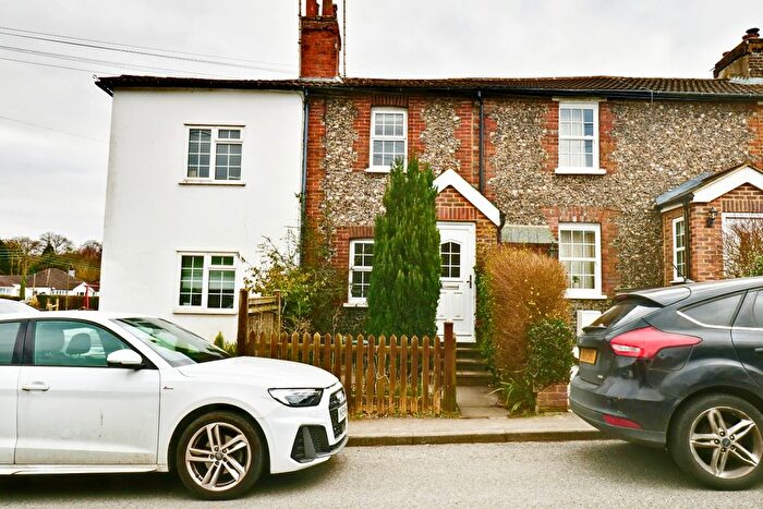 2 Bedroom Terraced House To Rent In Old Hill, Orpington, BR6