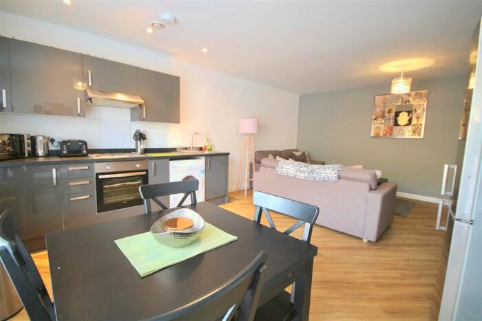 1 Bedroom Flat To Rent In London Road, Portsmouth, PO2