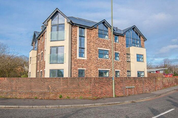 1 Bedroom Flat To Rent In Leigh Road, Eastleigh, SO50