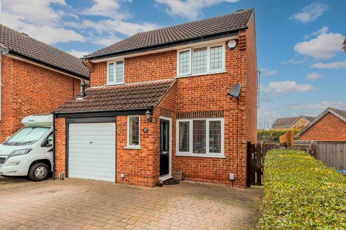 3 Bedroom Detached House For Sale In The Brambles, Bar Hill, Cambridge, CB23