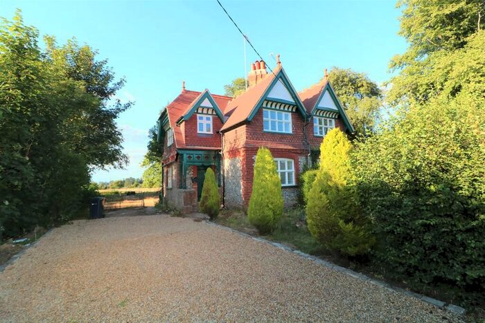 3 Bedroom Semi-Detached House To Rent In Ranmore Common, Dorking, RH5