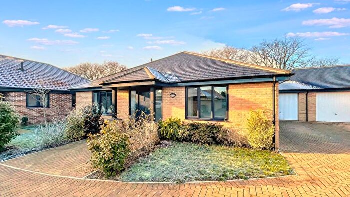 3 Bedroom Bungalow For Sale In Meadow Close, Elmstead, Colchester, CO7