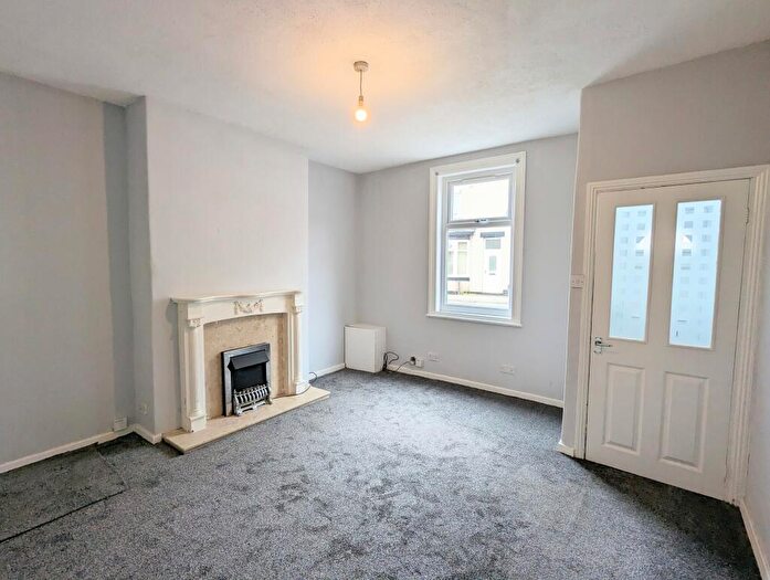 2 Bedroom Terraced House To Rent In Chandos Street/ Denes - Darlington, DL3