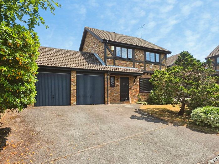 4 Bedroom Detached House To Rent In Baldwin Crescent, Merrow Park, GU4