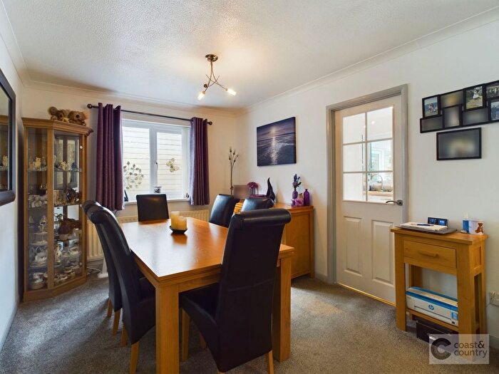 3 Bedroom Bungalow For Sale In Coniston Road, Ogwell, Newton Abbot, TQ12