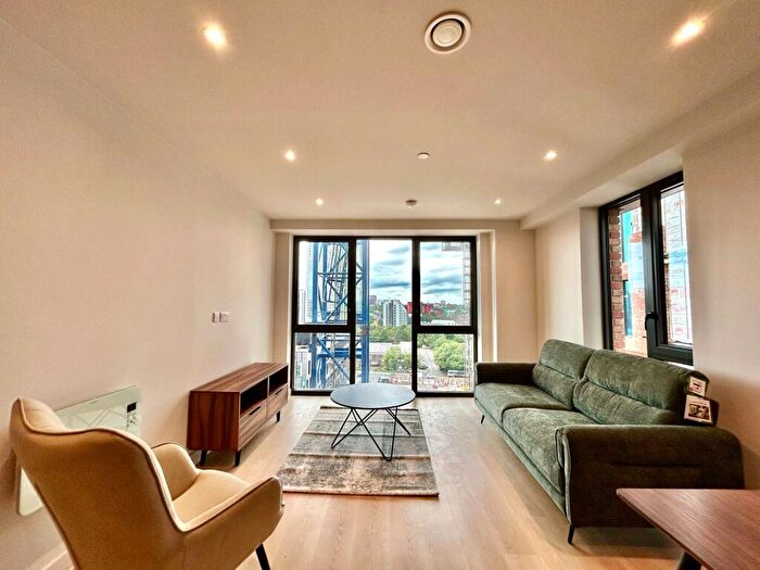2 Bedroom Apartment To Rent In Dutton Street, Manchester, M3