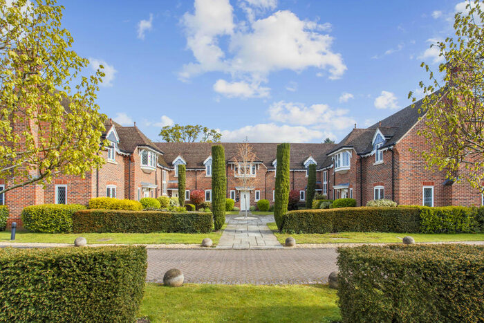 4 Bedroom Terraced House For Sale In Drift Road, Winkfield, SL4