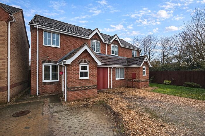 3 Bedroom Semi-Detached House For Sale In Shiregate, Metheringham, Lincoln, Lincolnshire, LN4