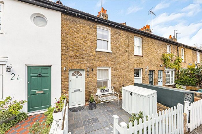 3 Bedroom Terraced House For Sale In Rosedale Road, Richmond, TW9