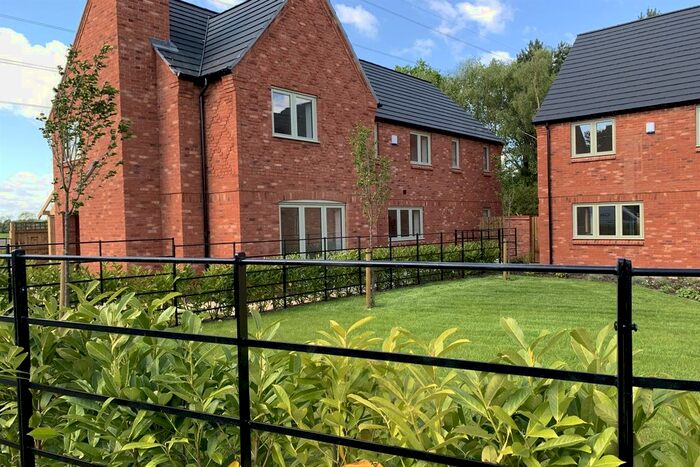 4 Bedroom Detached House For Sale In Orchard Gardens, Barns Lane, Warburton, WA13