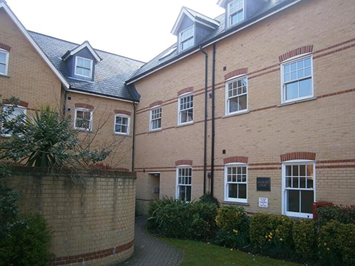 2 Bedroom Flat To Rent In Jumpers Road, West Christchurch, Christchurch, BH23
