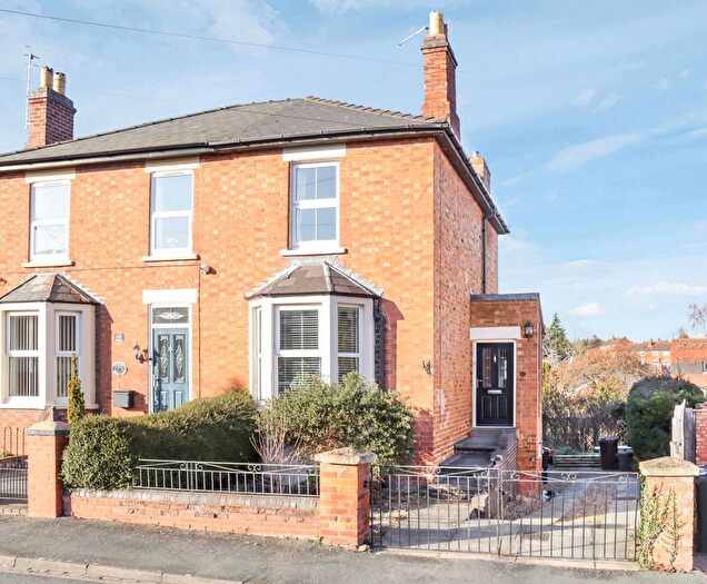 3 Bedroom Semi-Detached House To Rent In Upper Chase Road, Malvern, WR14
