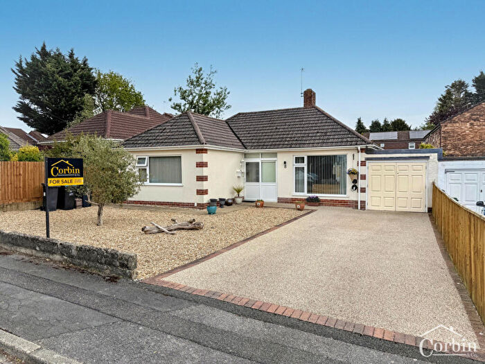 2 Bedroom Detached Bungalow For Sale In Brook Close, Bournemouth, BH10