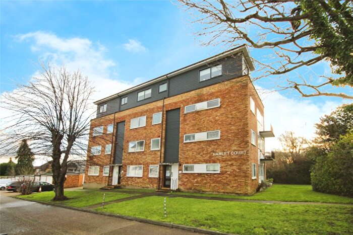 2 Bedroom Flat To Rent In Glengall Road, Woodford Green, IG8