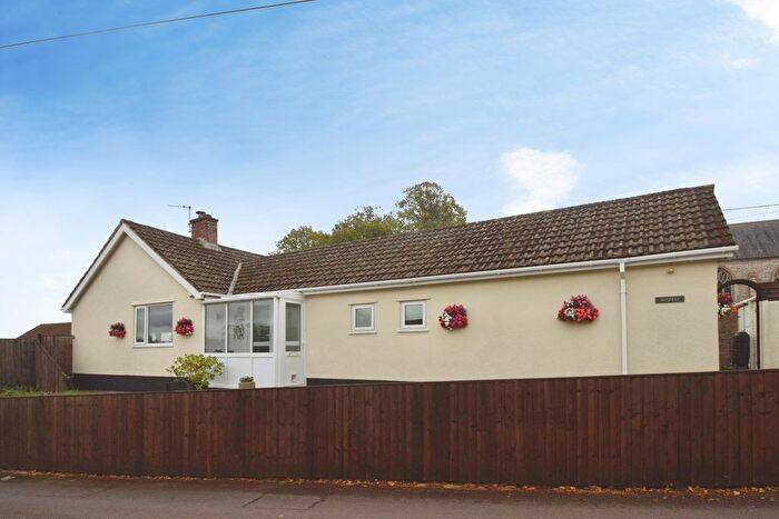 3 Bedroom Detached Bungalow For Sale In Kicks Hill Lane, Middlezoy, TA7