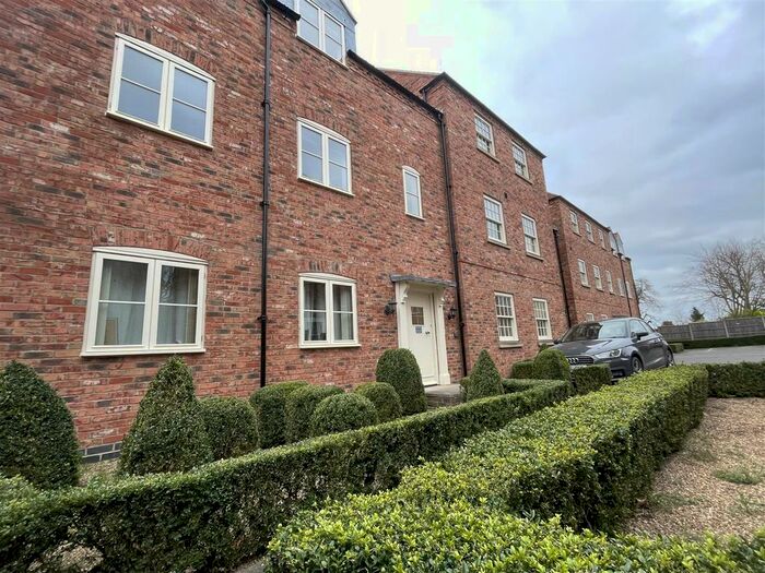 3 Bedroom Flat To Rent In Abbey Mews, Southwell, NG25