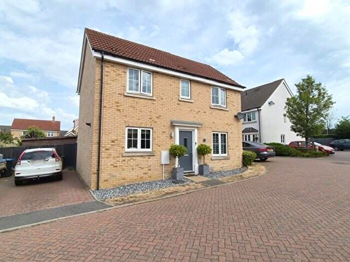 3 Bedroom Detached House For Sale In Cygnet Road, Stowmarket, Suffolk, IP14