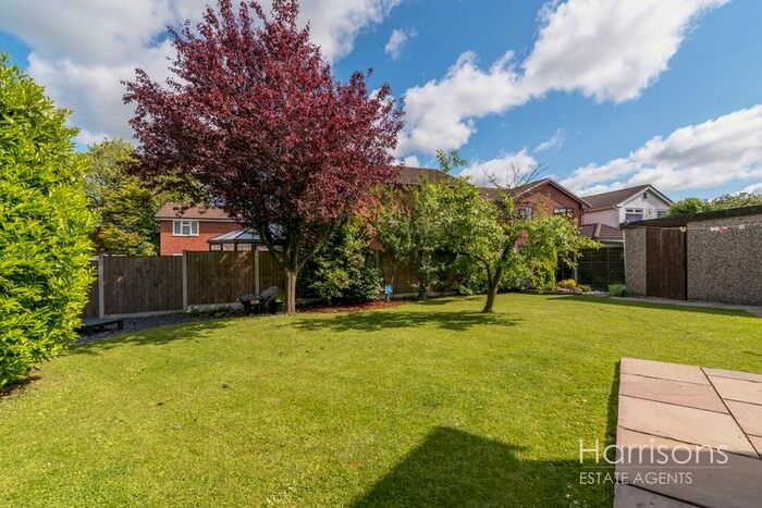 3 Bedroom Detached House To Rent In Buckthorn Close, Westhoughton, Bolton, Lancashire., BL5