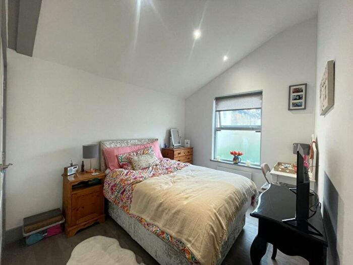1 Bedroom Apartment To Rent In Goldstone Street, Hove, BN3