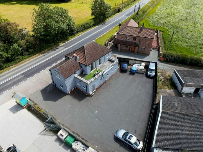 1 Bedroom Detached House For Sale In Main Street, Driffield, YO25