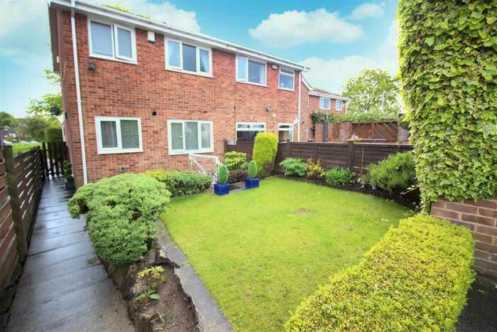 3 Bedroom Terraced House To Rent In Fairfax Close, Leeds, West Yorkshire, LS14