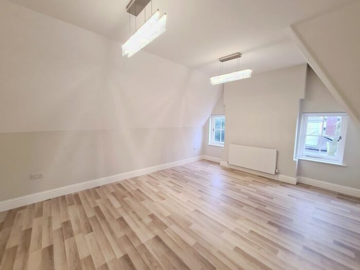 1 Bedroom Flat To Rent In Hornsey Lane, Highgate, N6